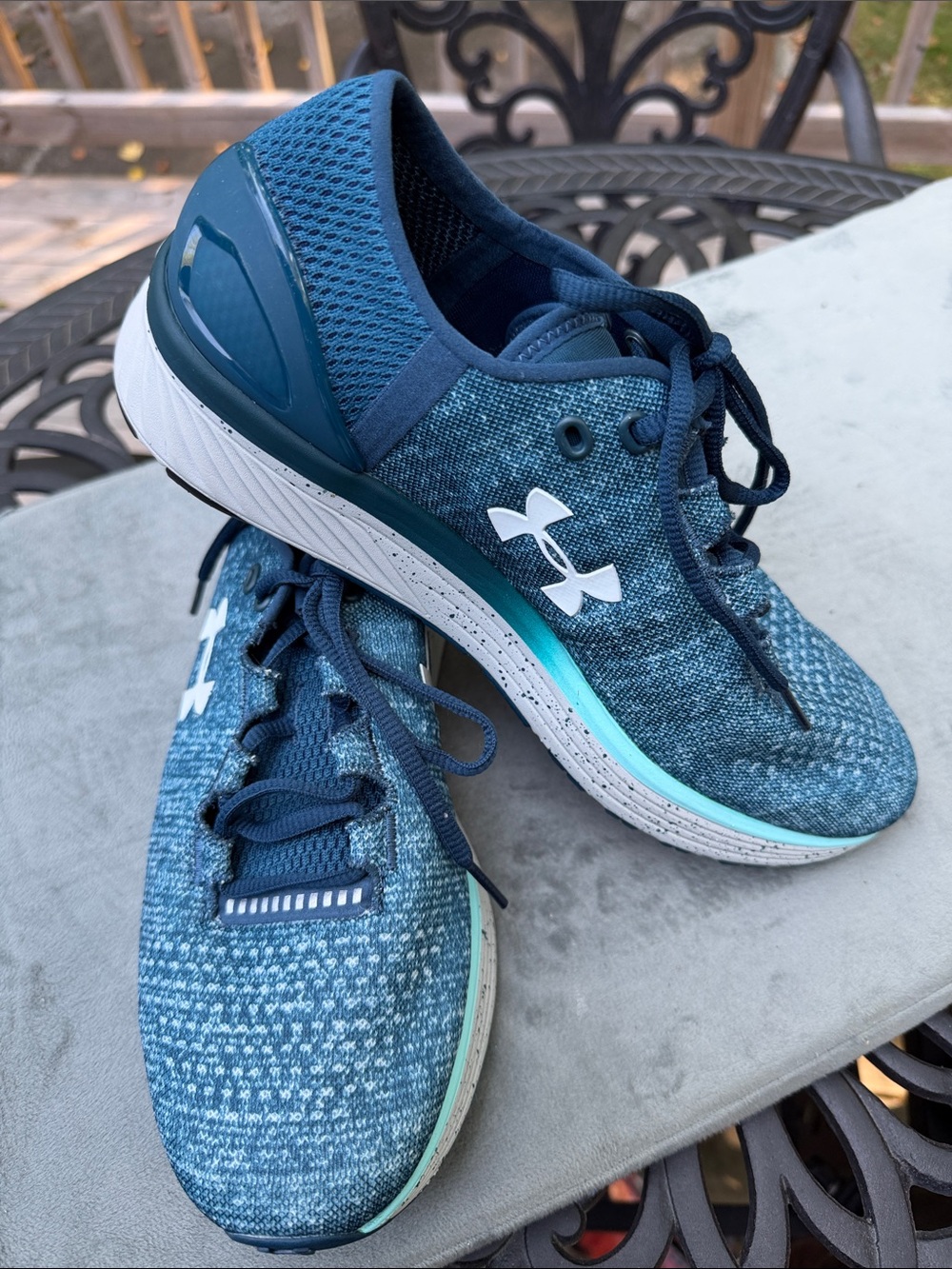 Under Armour Women’s Teal Knit Running Shoes with White Logo